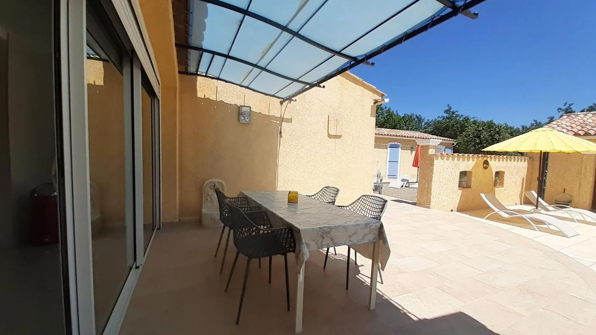 Authentique Mas Avec Piscine En Provence Apartment Regusse 0*,